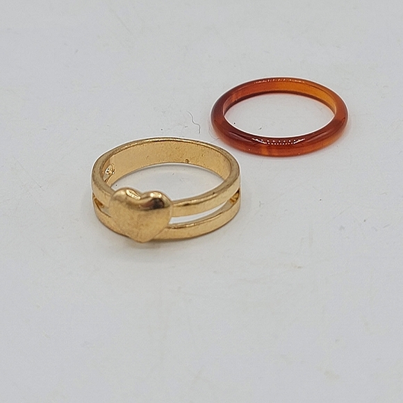 Jewelry - Gold tone Heart and faux Amber Rings Set of 2 Size 9